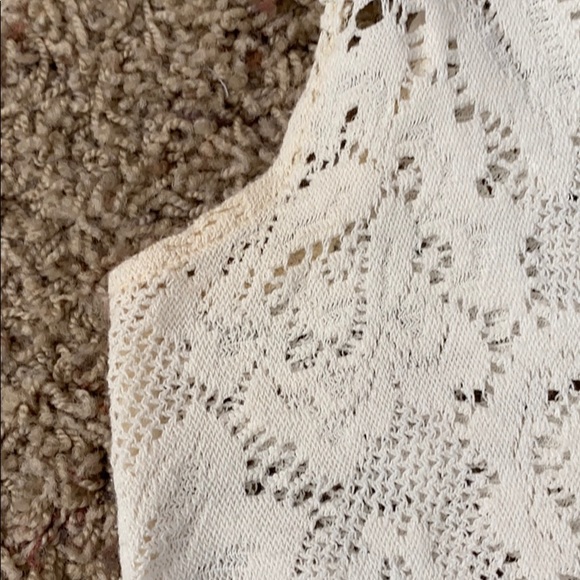 EUC Neesh by DAR Ivory Lace Top - Picture 6 of 6